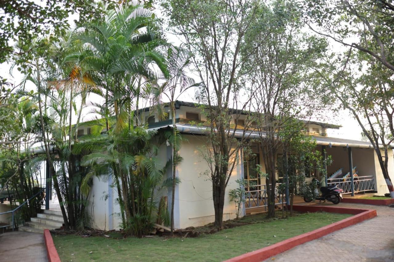 Nisarg Farm Mulshi Bed & Breakfast Luaran gambar